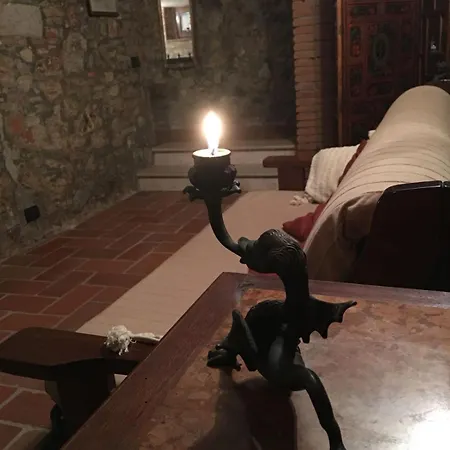 La Divina Dimora Il Castello Degli Spiriti Magni Διαμέρισμα Montepescali